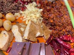 -谭鸭血老火锅(漳州路店)