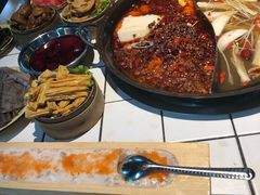 -瓜西西重庆火锅(花溪店)