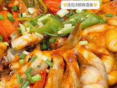 -刘姐啤酒鱼民族演艺餐厅(西街总店)