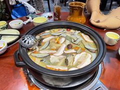 -菌之家·专业纯野生菌火锅·特色炒菌