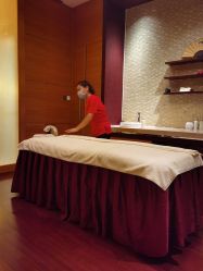 -青岛香格里拉·氣水疗中心