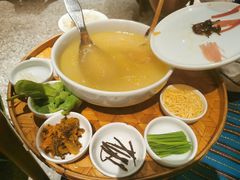 蒙自过桥米线-一坐一忘云南菜(北京skp店)
