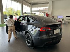 -TESLA 特斯拉(北京南四环中路特斯拉中心)
