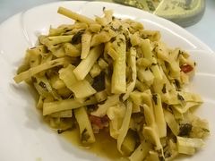 -天乐农家鱼头王(天目湖店)