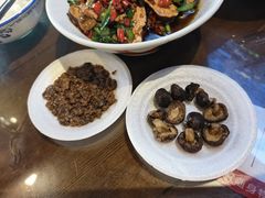 -富正毅三下锅·湘西韵味(天门山索道店)