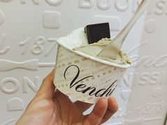 -VENCHI 闻绮(上海佛罗伦萨小镇店)