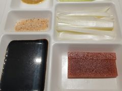 精品烤鸭-皇城根·鲁菜济南菜·吊炉烤鸭·炒鸡鱼头(济南旗舰店)