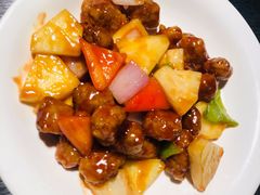 凤梨咕噜肉-鹊玥·粤菜小馆(汇智国际商业中心店)