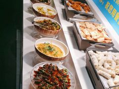 自助取餐区-相约海中金海鲜肥牛自助烤肉火锅(上下九店)