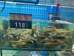 -覃记海鲜美食餐厅