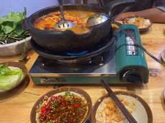 -黔二妞地摊火锅(龙华清湖店)
