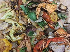 -老东镇啤酒屋海鲜加工·蒸汽海鲜·海鲜烧烤(台东店)