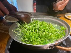 泉水有机时蔬-吃饭皇帝大土家民族菜(正大广场店)
