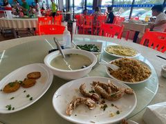 -红月湾海鲜饭店•沙滩海景(双月湾店)