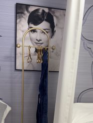 -斐尔国际皮肤管理中心