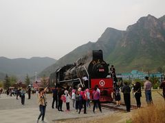 -百里峡七彩艺术小镇