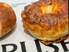 -HOT CRUSH趁热集合·现烤面包(环球港店)