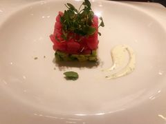 金枪鱼塔塔-恰餐厅及酒吧 CHAR Bar & Grill (北京丽都皇冠假日店)