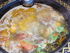 -符缸酸菜鸡(华阳店)