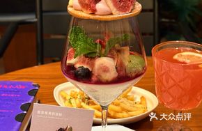 Vanilla Custard Parfait Cup