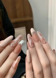 -赢韵美甲美睫瑞士净斑中心