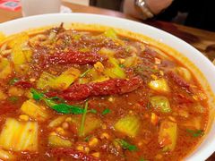 新疆炒米粉-西域阿里马新疆菜·清真(桂花路店)