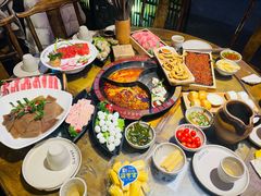-老房老舍重庆火锅(假日城市店)