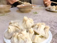 -严氏重油烧麦(民权路店)