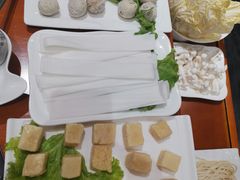 -雅然居铜火锅(长新街店)