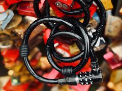 -科隆霍亨索伦桥爱情锁