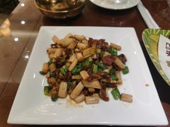 泡藕带炒鸡胗-肖记公安牛肉鱼杂馆· 省级非物质文化遗产(仁和路店)