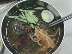 -拌来拌去石鍋拌飯(文鼎店)