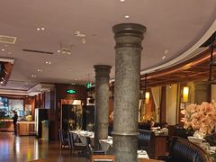 -八府香鸭·啫啫煲(华山路店)