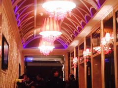 -荣誉国际酒店-云顶旋转餐厅