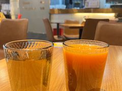 -POKEE VIA&Brunch·维娅(重庆来福士店)