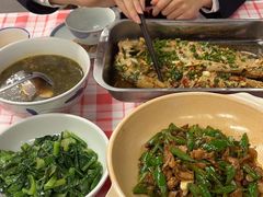 -新李记 · 口味菜馆(南郊公园店)