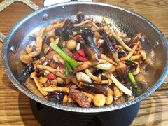 -八碗湘长沙市井菜(坡子街店)