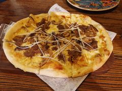 烤牛肉披萨-I HOLIC艾豪丽披萨(KKone店)