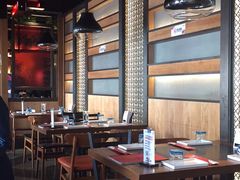 大堂-辣尚瘾·烤鱼·新川菜(交大直营店)
