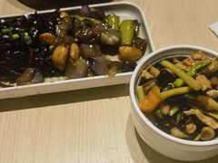 -远大美食广场(远大购物中心店)