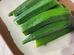 -猪三哥肥肠鸡川菜小炒
