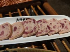 -老牌坊云南鱼豆花火锅(哈西万达店)