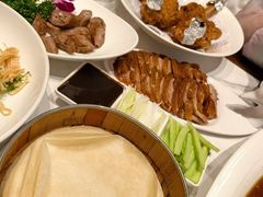-梅利汴京烤鸭•开封豫菜地标店(东大街店)