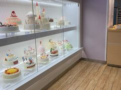 面包甜点陈列柜-好利来(北美N1店)