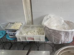 -巍山火巴肉饵丝(大理古城店)