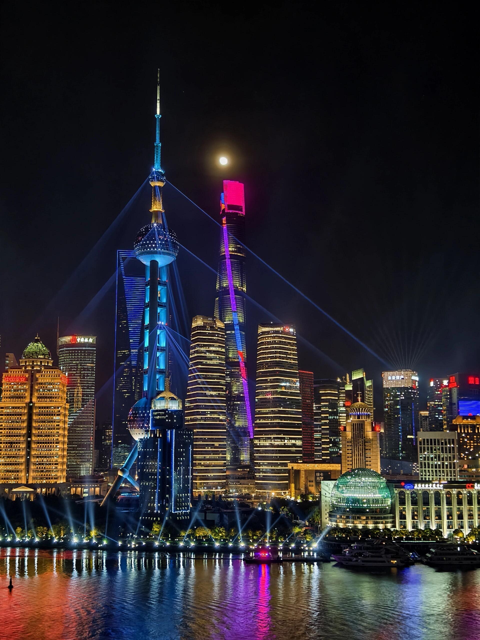 17开始!上海陆家嘴4月限时灯光秀🥳