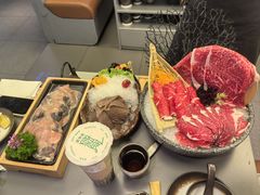 -湊湊火锅·茶憩(南京万象天地店)
