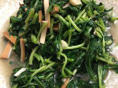 香干马兰头-75幢私房菜馆