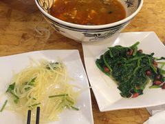 -秦香陕西食府(华贸天地店)