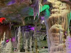 -泉城欧乐堡戏水湾艺术养生温泉